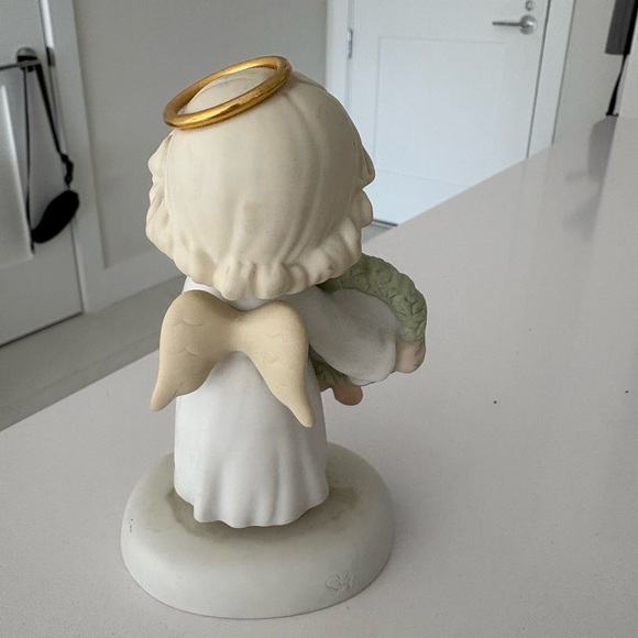 Precious Moments by Enesco figurine: Time For A Holy Holiday - Picture 3 of 6